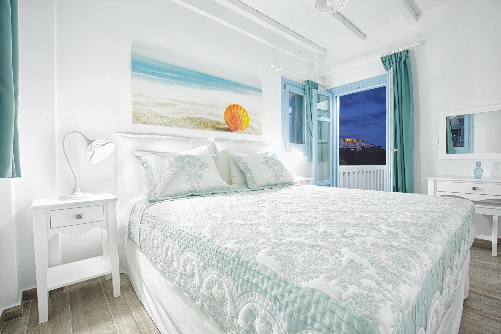 Aegean Sea Villas Livadi  Exterior photo