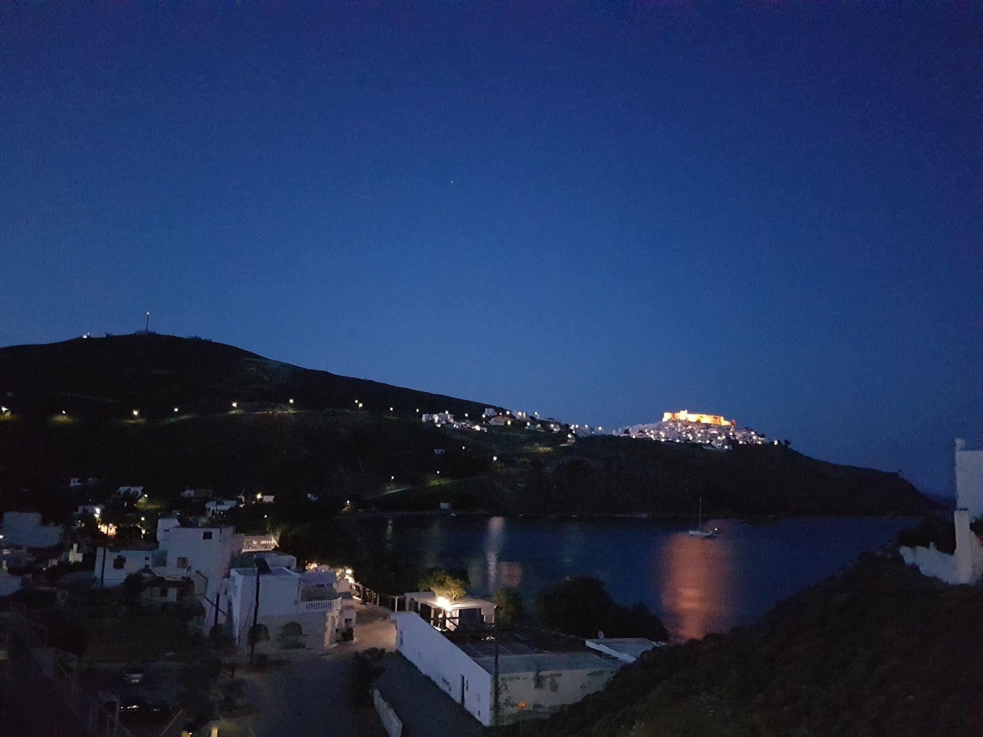 Aegean Sea Villas Livadi  Exterior photo
