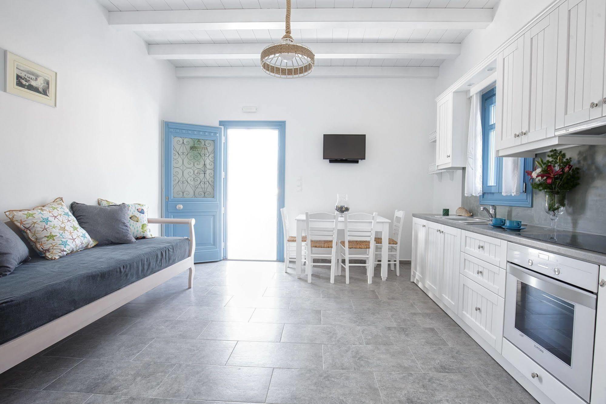 Aegean Sea Villas Livadi  Exterior photo